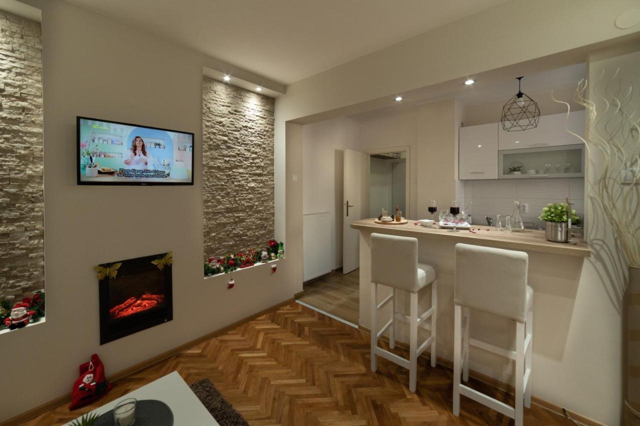 Gold Apartman Vrsac Ngoại thất bức ảnh